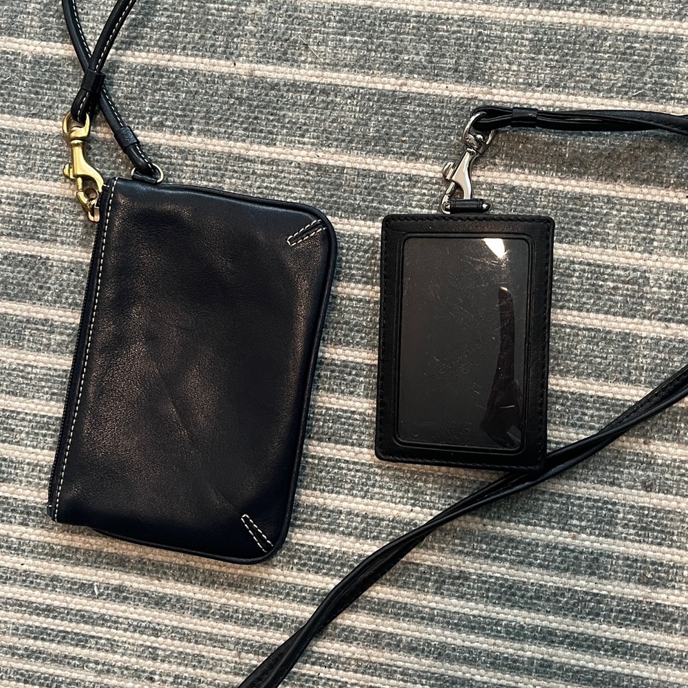 COACH  Black and Gray Wristlet with A COACH Business Card Holder